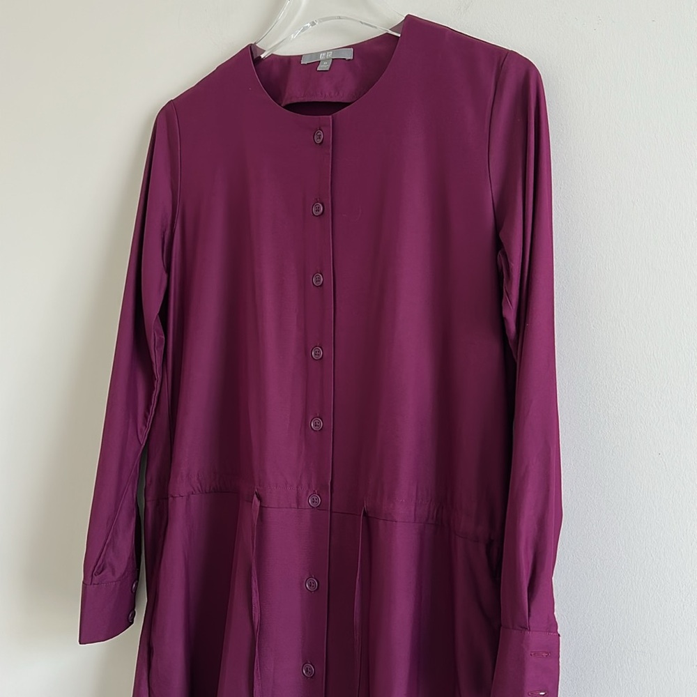 Uniqlo Women’s Button-Up Drawstring Waist Dress - Picture 7 of 16